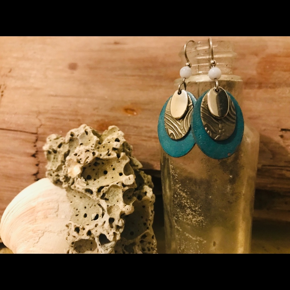 🤍Boutique Silver & Turquoise Earrings🤍